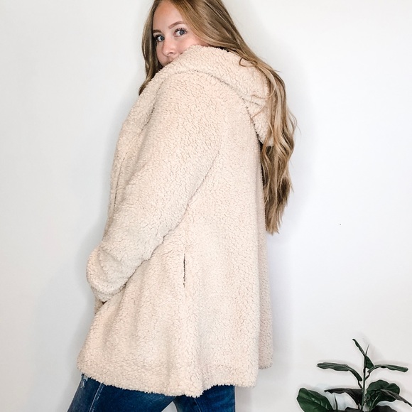 Teddy Bear Jacket in Cream - So Cozy - Plus Size - Picture 3 of 3